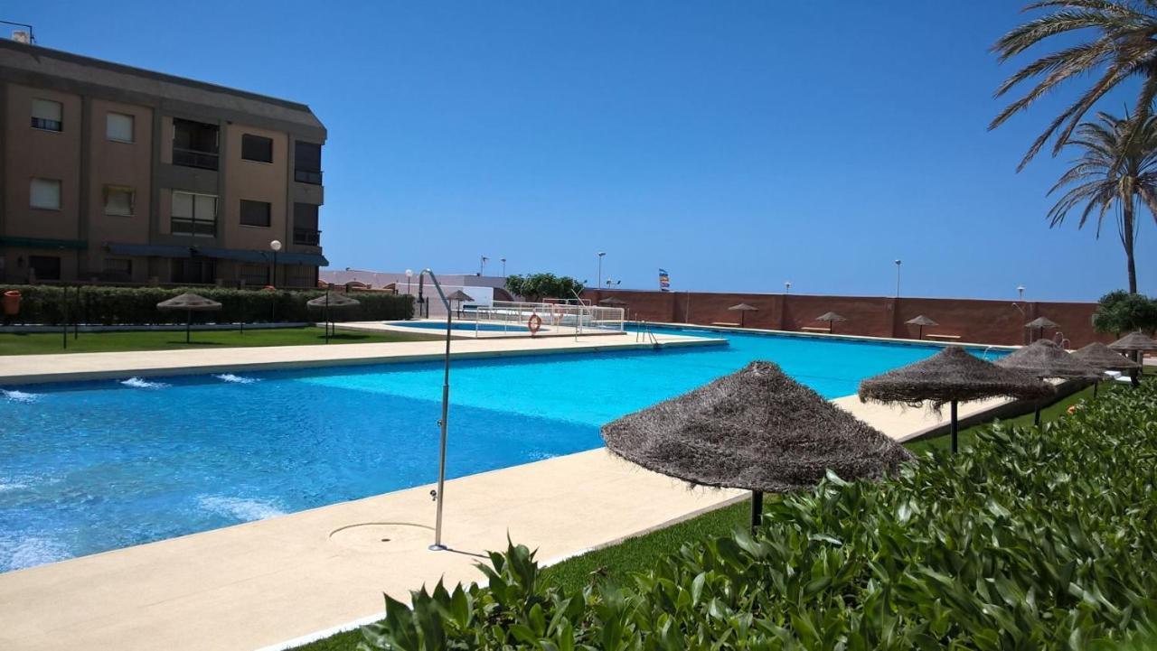 Primera Linea, Magnificas Vistas Al Mar Y A La Playa Retamar  Exterior foto